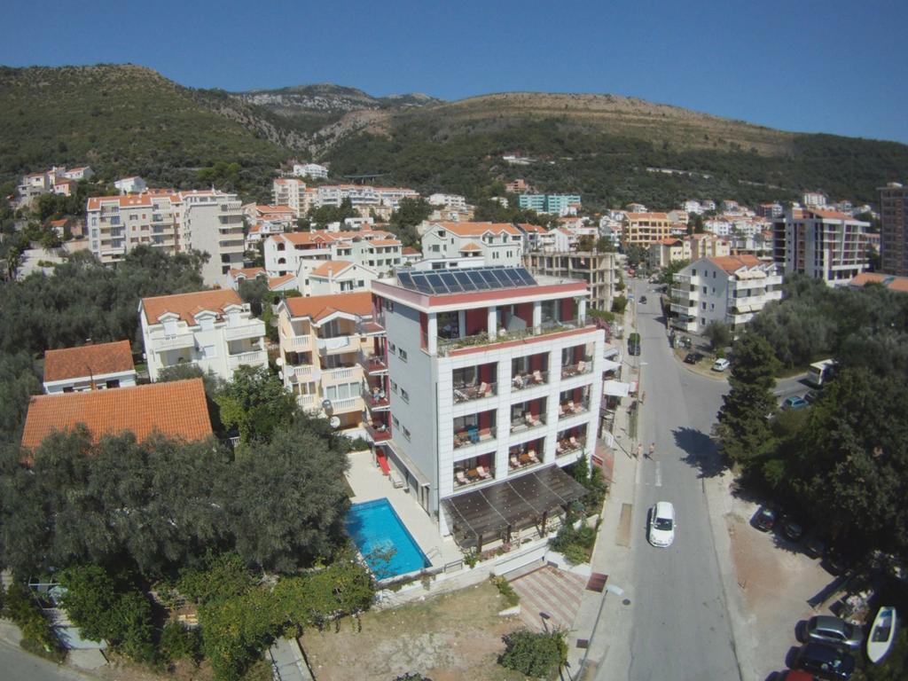 Hotel Petrovac Exteriör bild